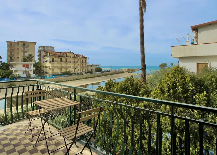 Apartamento +61 Lounge Agropoli